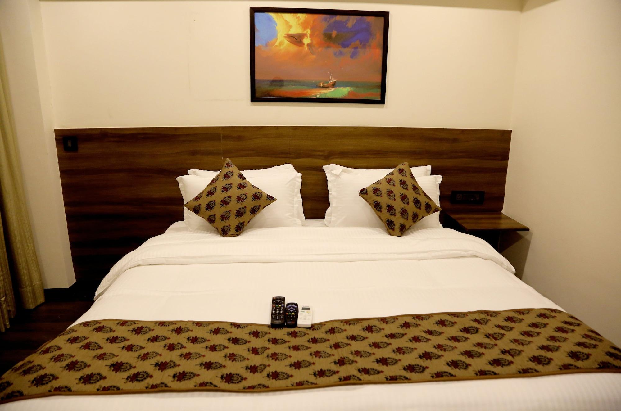Hotel Mumbai House Andheri East, Mumbai Exterior photo